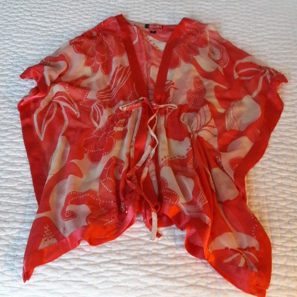 bebe Tops - Spring coral and beige kimono style top.